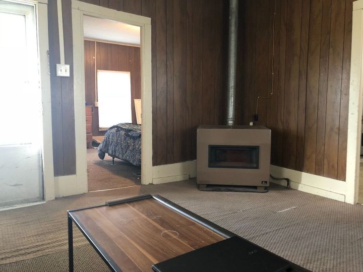 q needing advice on how to decorate my living room
