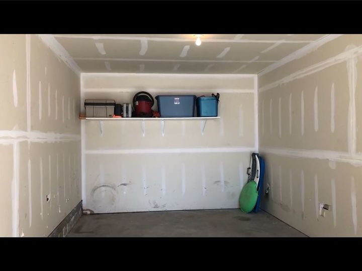 construindo uma grande prateleira de garagem para servio pesado