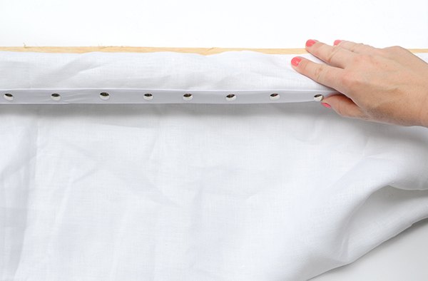 easy diy no sew fabric window valence