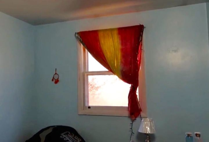 peel and stick wallpaper makeover