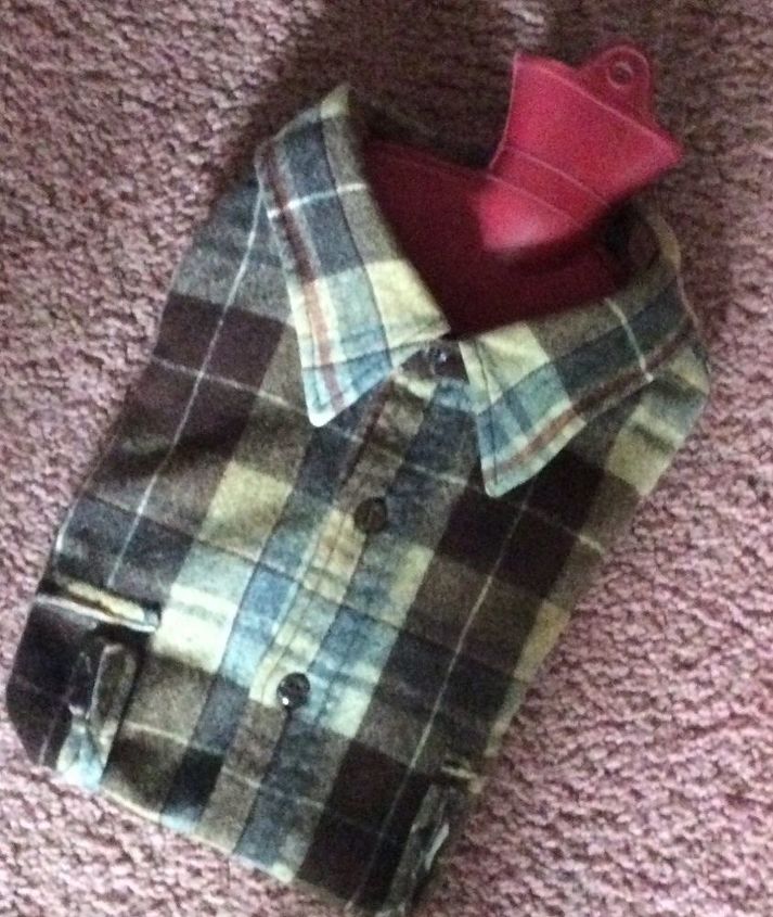 a hot hot water bottle cover