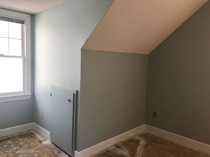 floors from plywood to hardwood look, Remove the tack strip