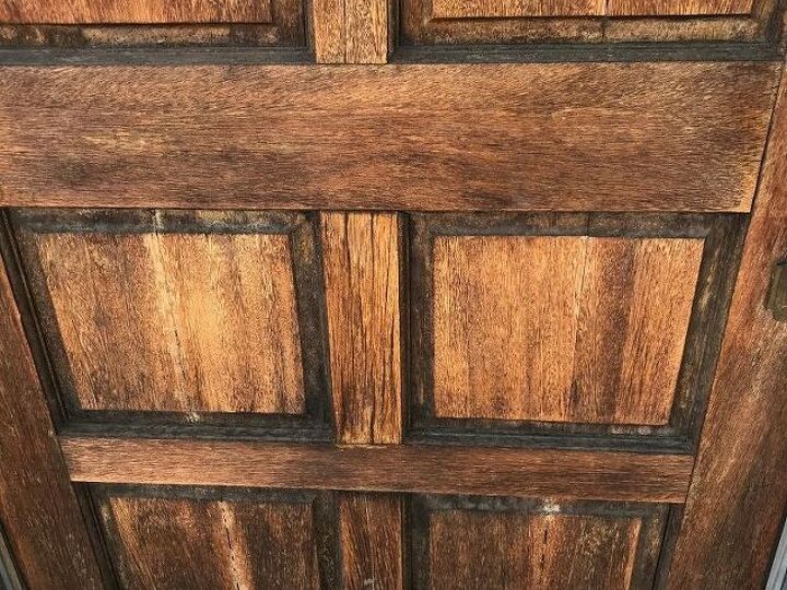 q what is the recommended finish for a south facing wooden door