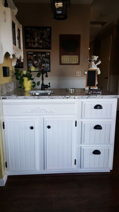 10 cambios populares en los gabinetes que transformarn su cocina, Reformar la puerta del armario de la cocina