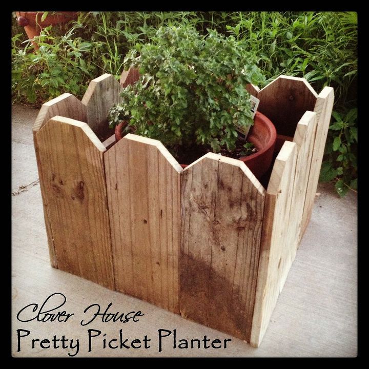 18 adorable container garden ideas to copy this spring, Pretty Picket Planter
