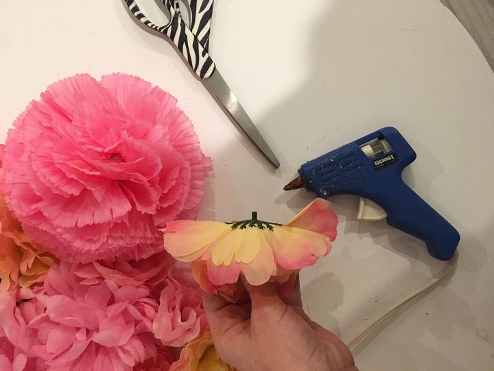 Diy Floral Wall Decor Minnie Mouse Hometalk