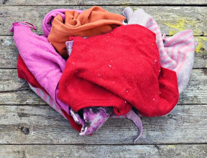 eski kazaklardan muhteşem renkli yumuşak halı