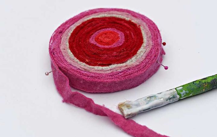 eski kazaklardan muhteşem renkli yumuşak halı