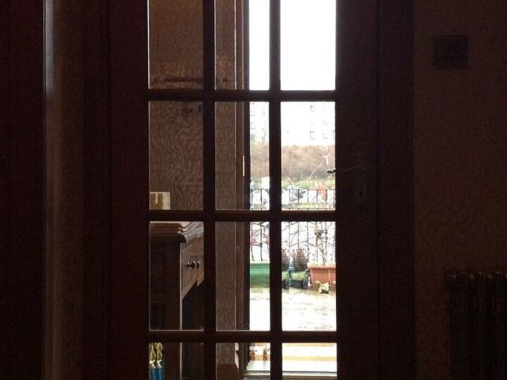 q how do i make a cat flap in a glass panelled internal door