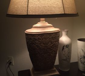 q want to know how to paint a lamp lamp shade to match color scheme