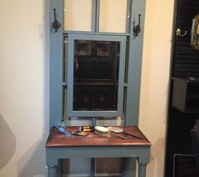 shut the front door for an upcycled vanity