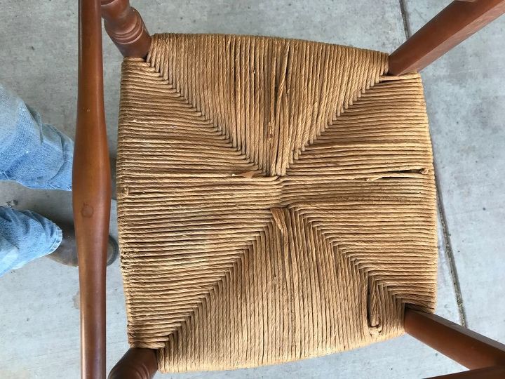 preserve jute on a chair