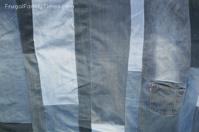 como fazer uma almofada de banco de janela simples com jeans reclamadas