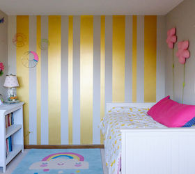 s 15 unbelievable ways people paint their walls, They stripe up a gold feature wall