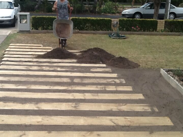 e my attemp at a wooden patio for next summer