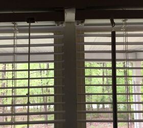 q how to attach a divider between windows and mini blinds