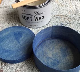 blue bayou button box, Dye Wax