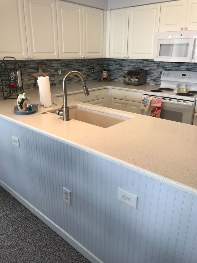 q what to do about this countertop wall
