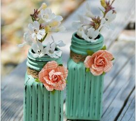 15 ingeniosas ideas de reutilizacin que aadirn algo de creatividad a tu hogar, Jarrones de flores a partir de saleros y pimenteros