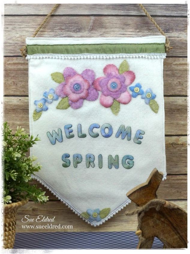 diy spring felt banner