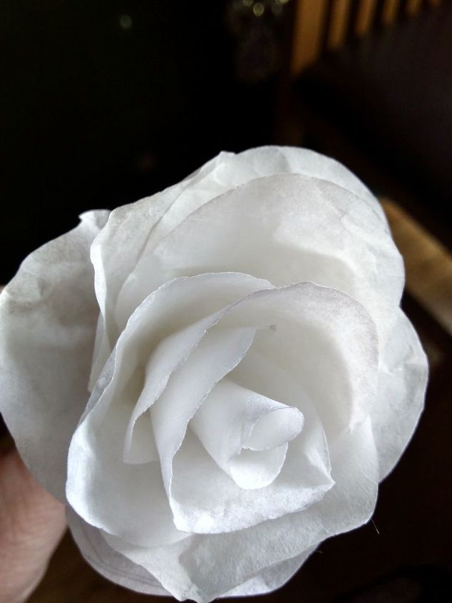 corona romntica de rosas con filtro de caf