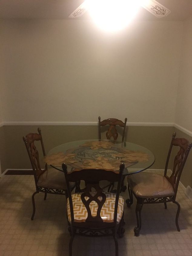 q help decorating my kitchen dining room walls