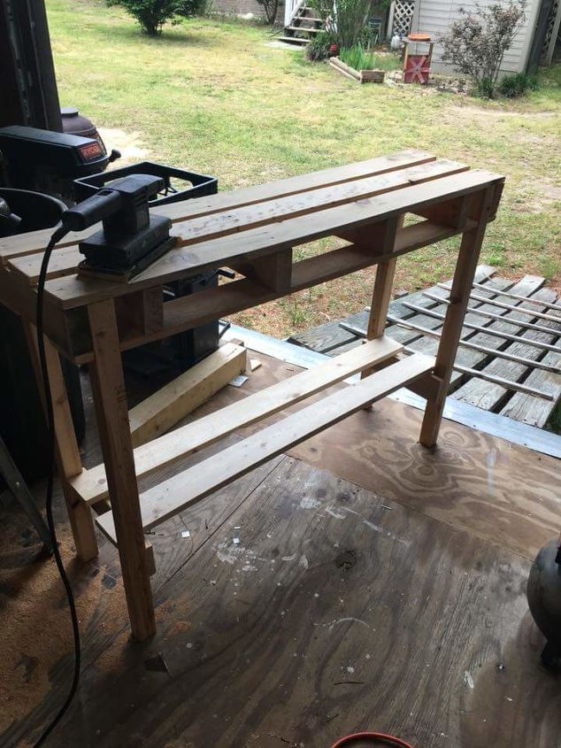 small pallet table
