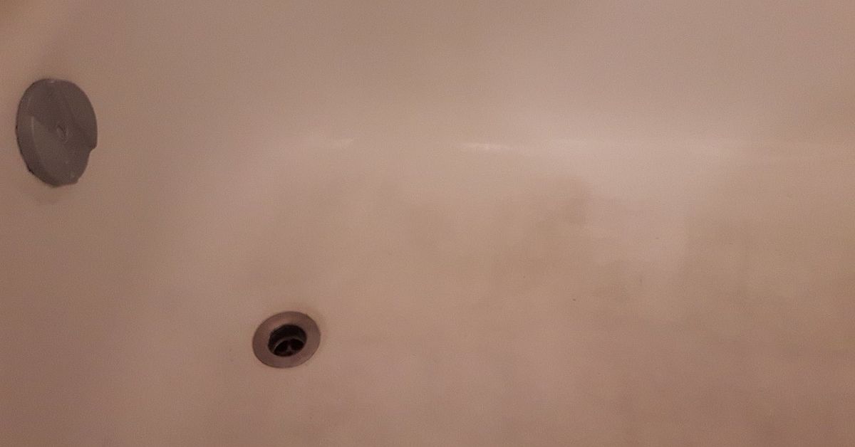 Can I Make My Old Porcelain Tub White Again Hometalk
