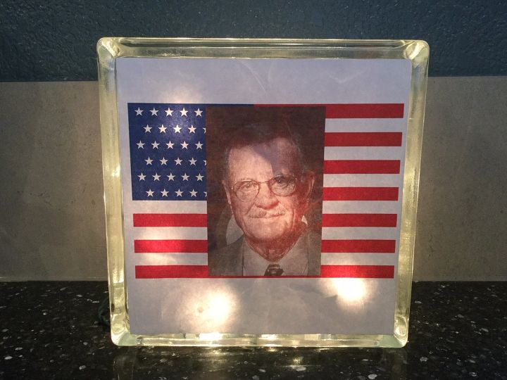 15 memorial day crafts, Tribute Stand