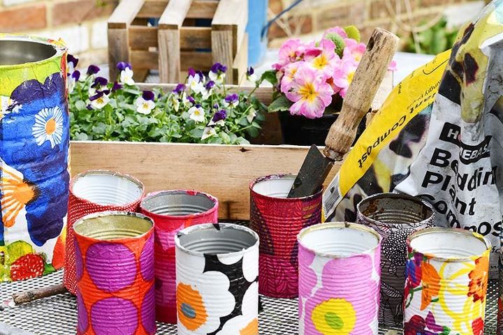 gorgeous colorful planters to brighten up any small garden