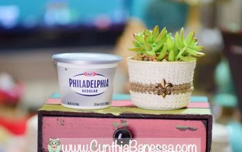 The 25 Most Brilliant Uses People Came Up With for Plastic Containers