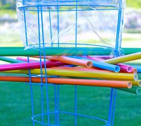 15 unconventional ways to use a tomato cage, Make a giant outdoor Kerplunk game