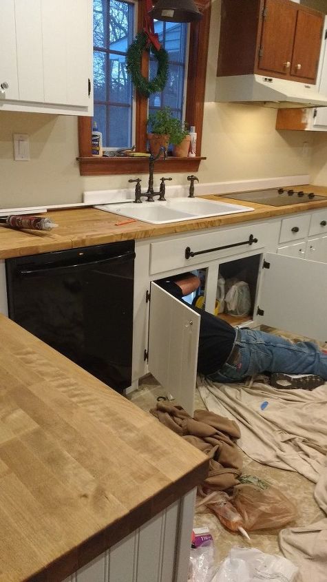 Sealing Butcher Block Countertops With Dark Tung Oil,A Food Safe Stain ...