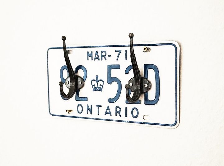 21 small things you can do to beautify your home this weekend, License Plate Coat Rack