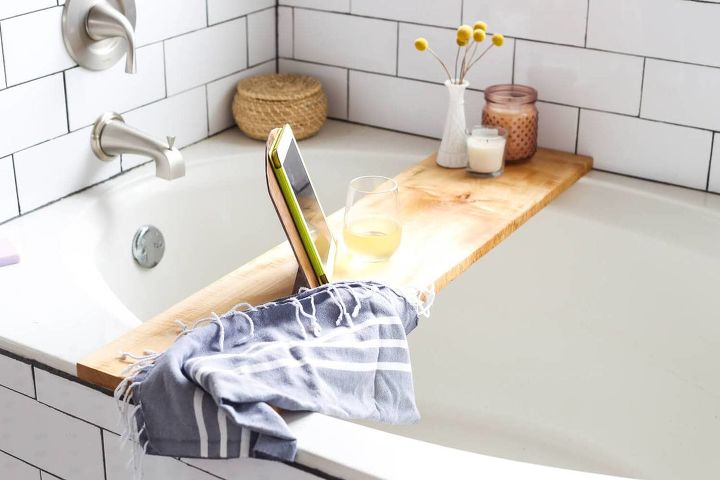 21 small things you can do to beautify your home this weekend, Bathtub Tray