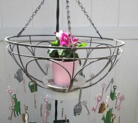 s 11 genius things people do with their old keys, They make them into wind chimes using a bowl