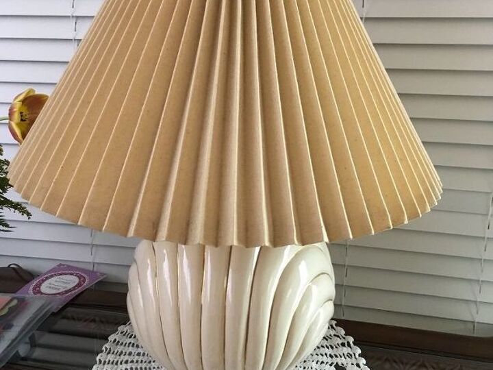 q where can i find this lamp shade