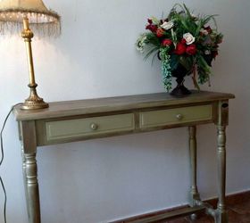 hall table painted in rustoleum chalk paint sage green