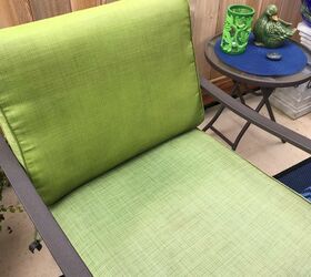 patio cushion rehab with paint, Painted back cushion unpainted bottom cushio