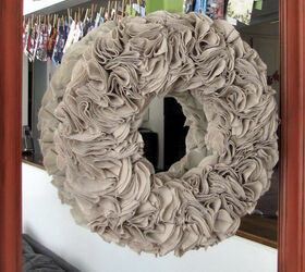 s 20 ways to improve your drop cloth, Painter s Cloth Wreath