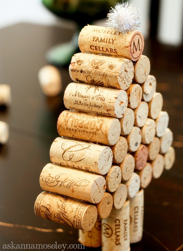 s 15 things to do with scrap material, Wine Cork Christmas Tree