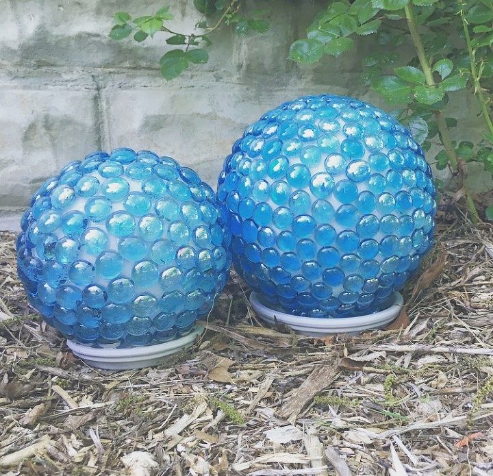 15 amazing things you can make with dollar store gems, Make pretty garden globes for your yard