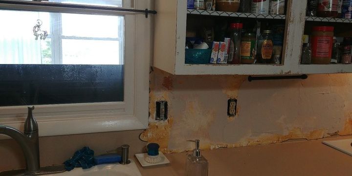 is beadboard safe for a backsplash