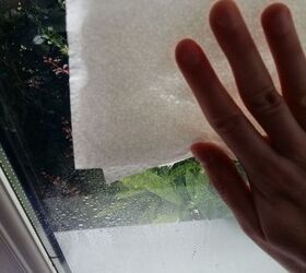3 ingredient homemade window cleaning spray