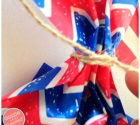 red white and blue paper treat bag garland, Wrap twine around paper bow string together