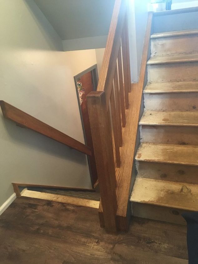 suggestions for paint color of railings and stairs