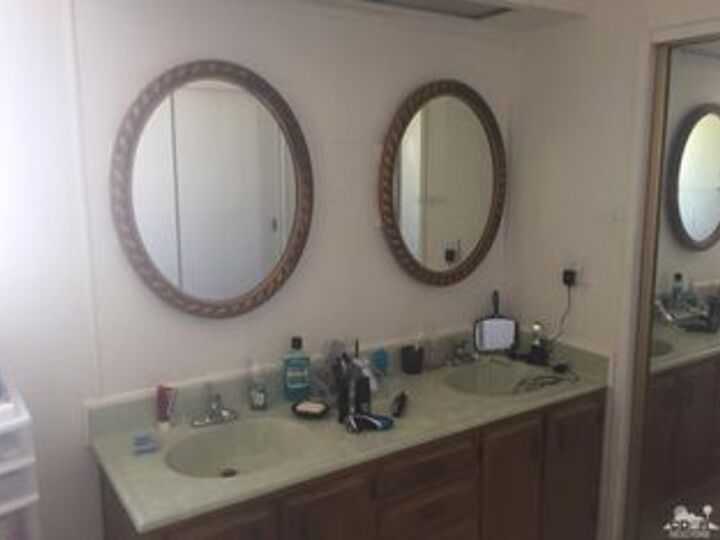 q please help i ve got green cultured marble countertops