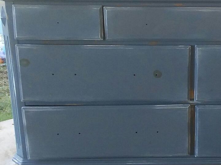 q how to get rid of weird round circles appearing under fresh paint