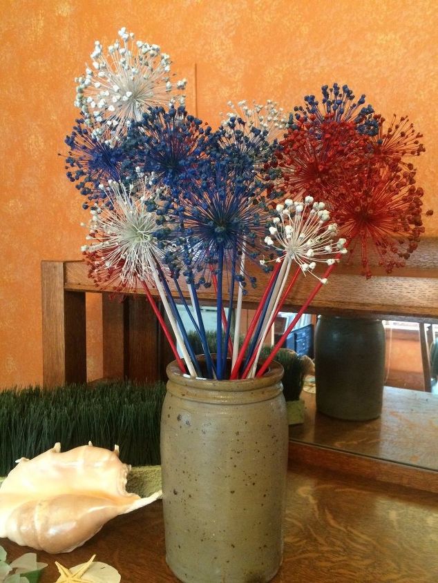 s 18 beautiful crafts for the 4th of july, Dried Flowers Revived