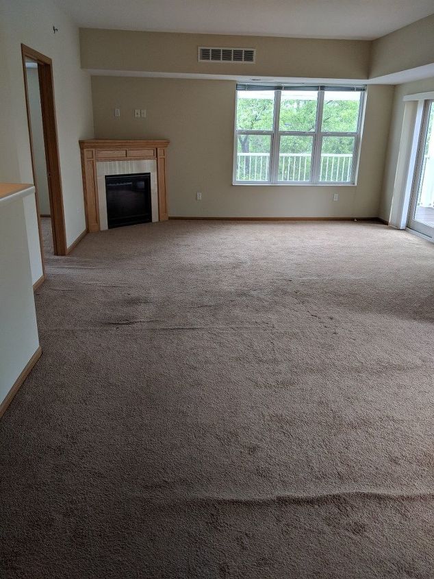 q is it better to put laminate flooring length or width wise